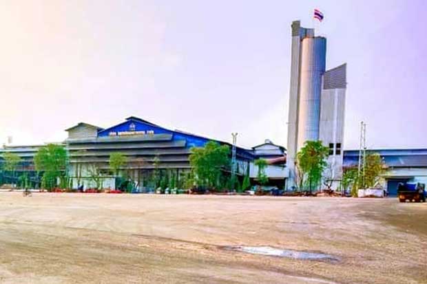 The sugar factory of Thai Roong Ruang Industry Co in Si Thep district of Phetchabun is closed until Aug 1 after a new Covid-19 cluster was found there on Sunday.