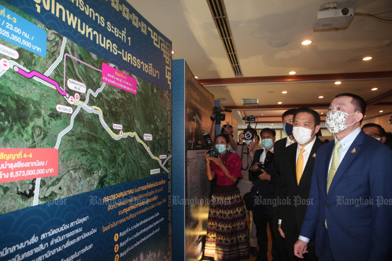 Transport Minister Saksayam Chidchob is briefed on the progress of the Bangkok-Nong Khai high-speed train project on March 29, 2021. The line will connect with another track from China to Laos, which will be opened on Dec 2. (Photo: Apichart Jinakul)