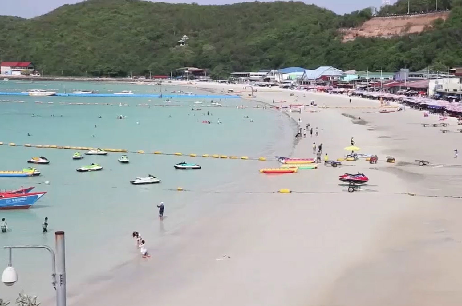 Visitors trickle back to reopened Koh Lan