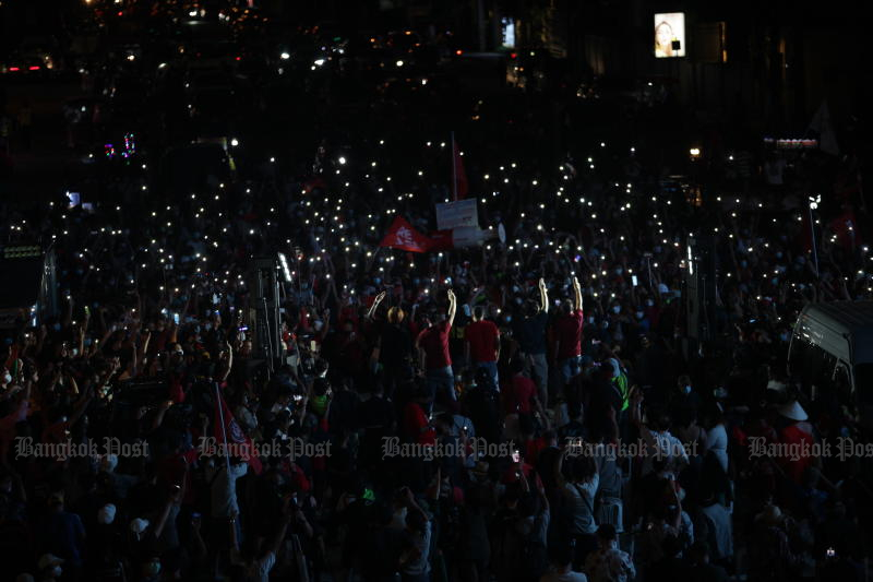 Car mob rally from Ratchaprasong to Asoke Monday to oust Prayut