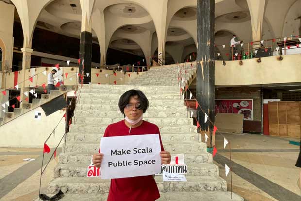 Netizens back Chula student activist's attempt to save Scala