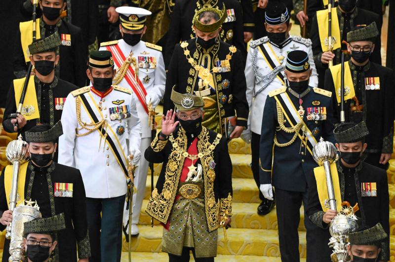 Malaysia PM says govt signs pact with opposition on political stability