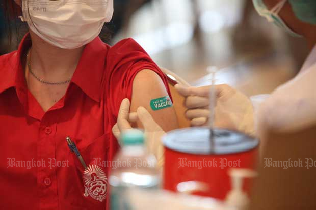 First 2,000 schoolchildren vaccinated with Sinopharm