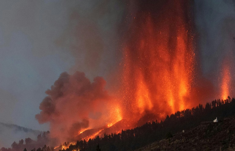 Volcano erupts on Spain's Canary Islands