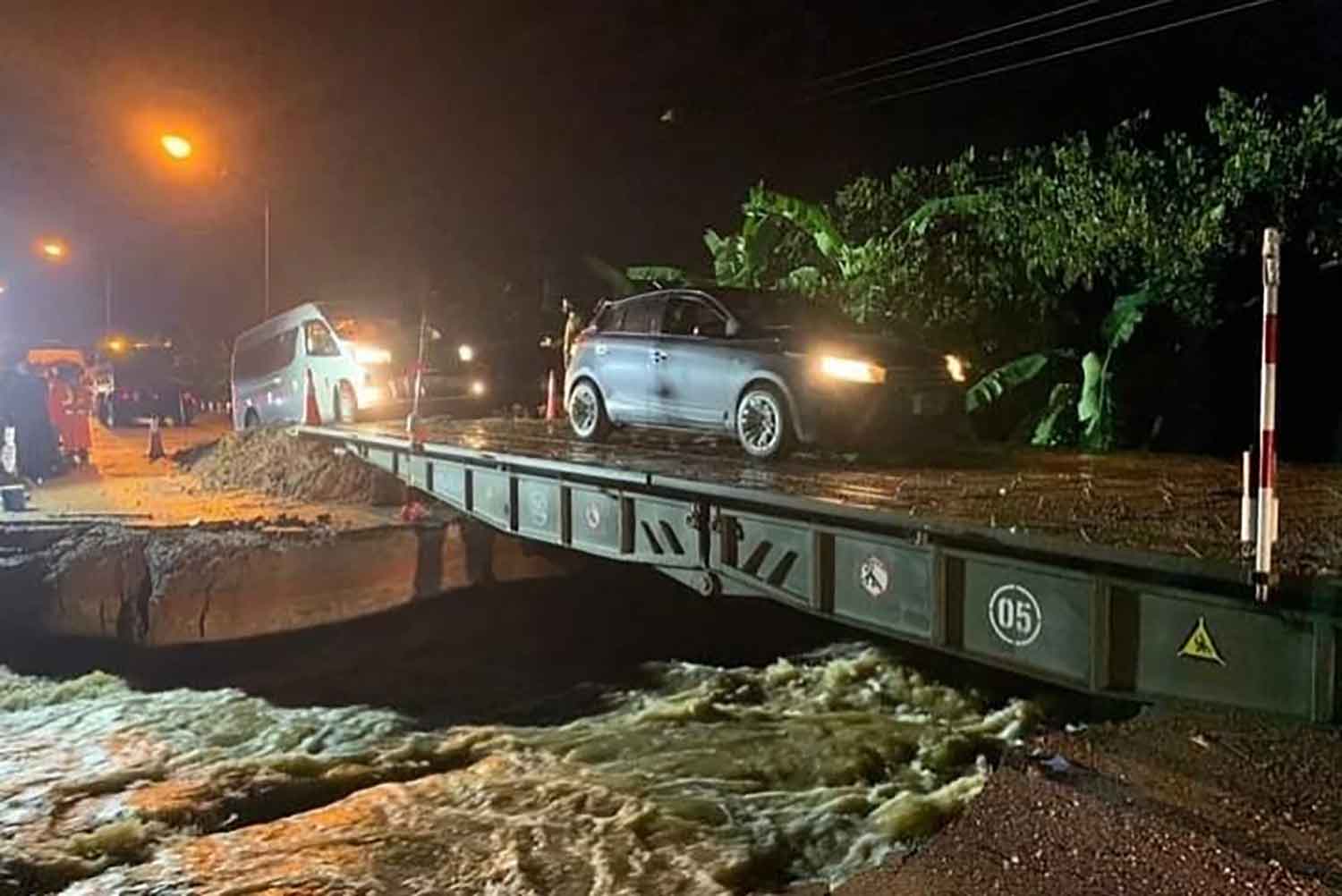 Flooded Highway 21 reopened to traffic