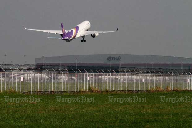 A Thai Airways International plan is seen at Suvarnabhumi Airport. (Bangkok Post file photo)