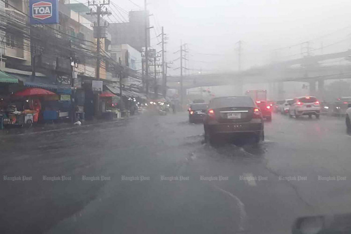 Whirlwinds hit Greater Bangkok