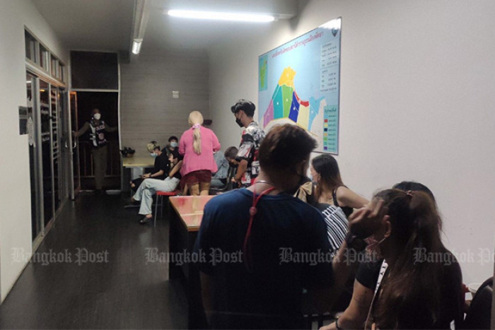 Police raid Pattaya karaoke bar