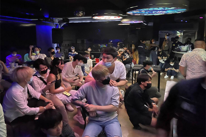 116 pub-goers, manager at Bangkok pub charged for alcohol violation