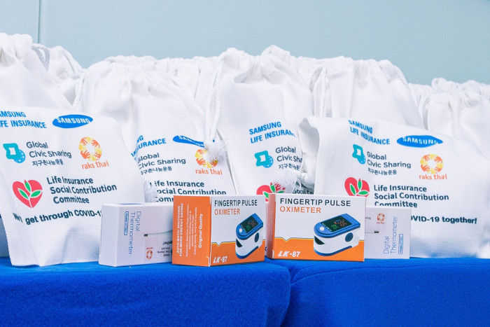 Samsung Life Insurance (Thailand) and Raks Thai Foundation donate - Vimarsana News