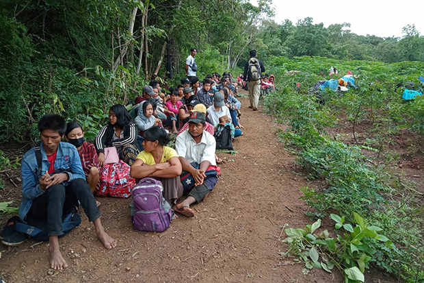 Bangkok Post Border Crossers Arrested