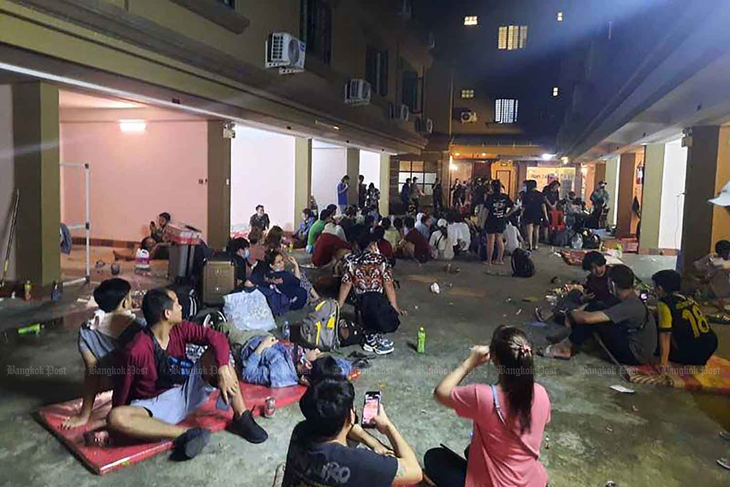 A group of Thais is rescued from a Chinese gang in Phnom Penh. Police photo