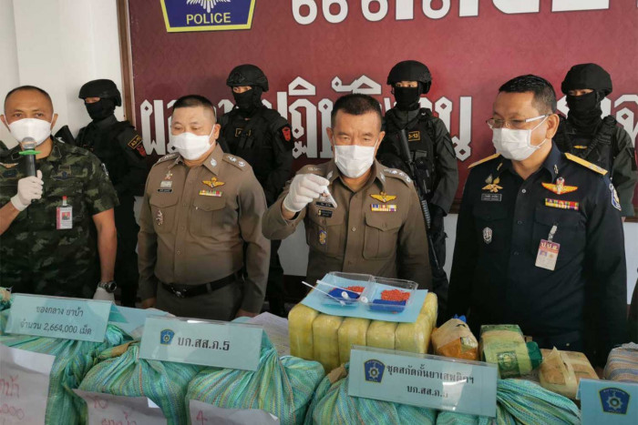 Bangkok Post - Two suspected mules held with 2.7m speed pills