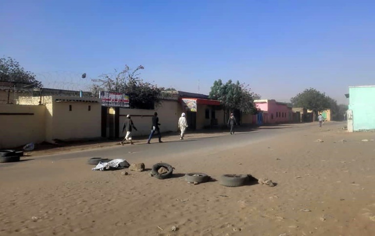 A picture taken on January 20, 2020 shows the area where violence erupted between Arab nomads and members of the non-Arab Massalit ethnic group in El Geneina, the capital of West Darfur A picture taken on January 20, 2020 shows the area where violence erupted between Arab nomads and members of the non-Arab Massalit ethnic group in El Geneina, the capital of West Darfur