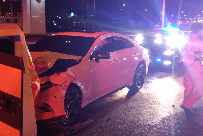 Three killed in expressway crash - Vimarsana News