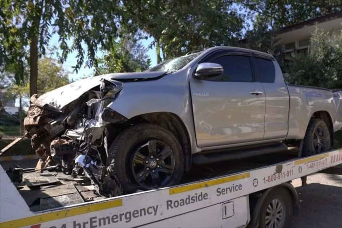 Driver making drug delivery crashes during police chase - Vimarsana News