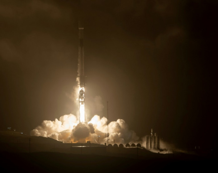 2021: A year of space tourism, flights on Mars, China's rise - Vimarsana News