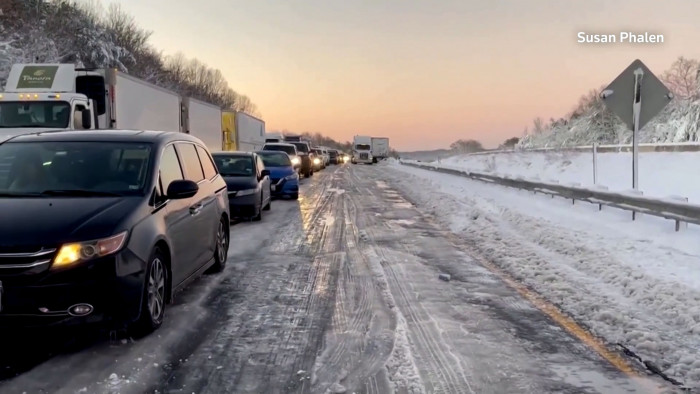 Storm leaves thousands trapped on Virginia highway - Vimarsana News