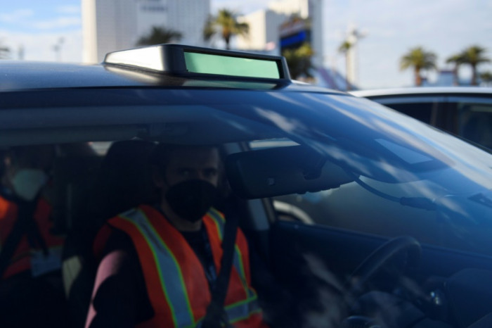 Tesla's cameras-only autonomous system stirs controversy - Vimarsana News