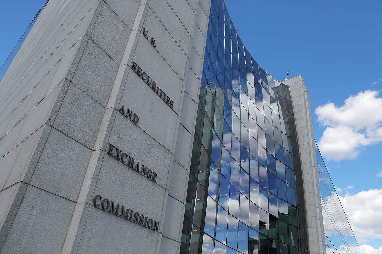 The Securities and Exchange Commission has begun work on a plan to require more private companies to routinely disclose information about finances and operations. (Photo: Reuters) The Securities and Exchange Commission has begun work on a plan to require more private companies to routinely disclose information about finances and operations. (Photo: Reuters)