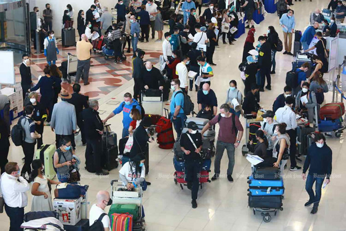 Thailand to collect B300 tourist entry fee