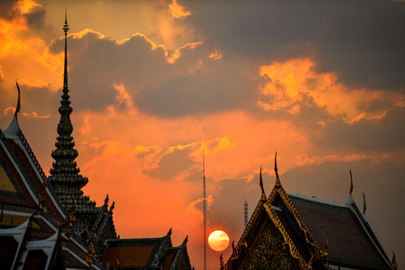 A general view of sunset near the Grand Palace in Bangkok, Jan 7, 2022. (Reuters file photo)