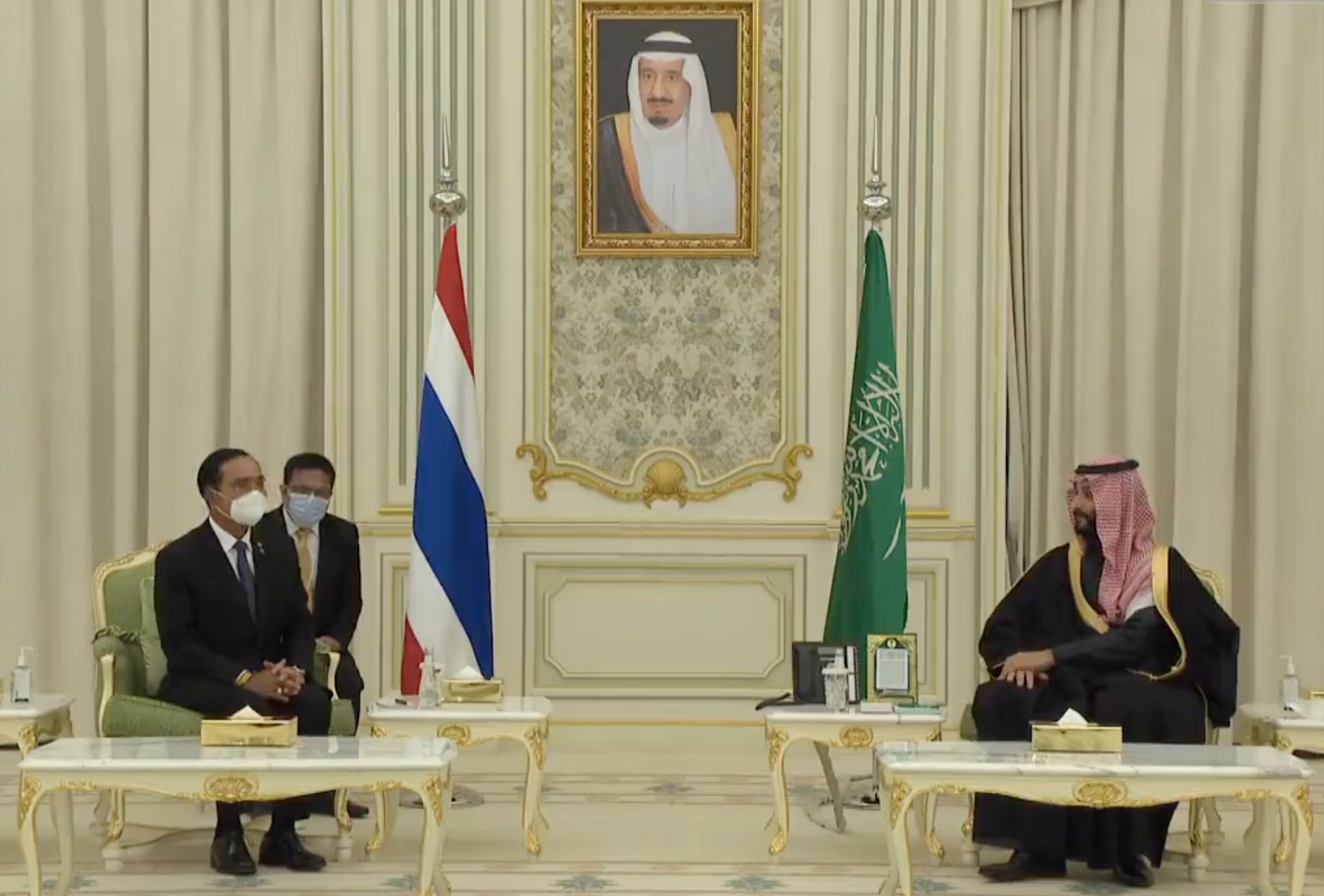 Prime Minister Prayut Chan-o-cha pays a courtesy call on Saudi Crown Prince Mohammed bin Salman at Al Yamamah Palace in Saudi Arabia on Tuesday. (Government House photo)