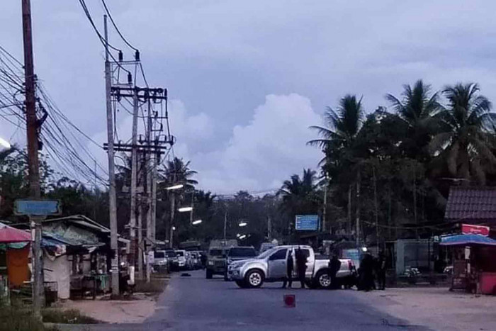 Militants killed by soldiers in mosque shootout - Vimarsana News