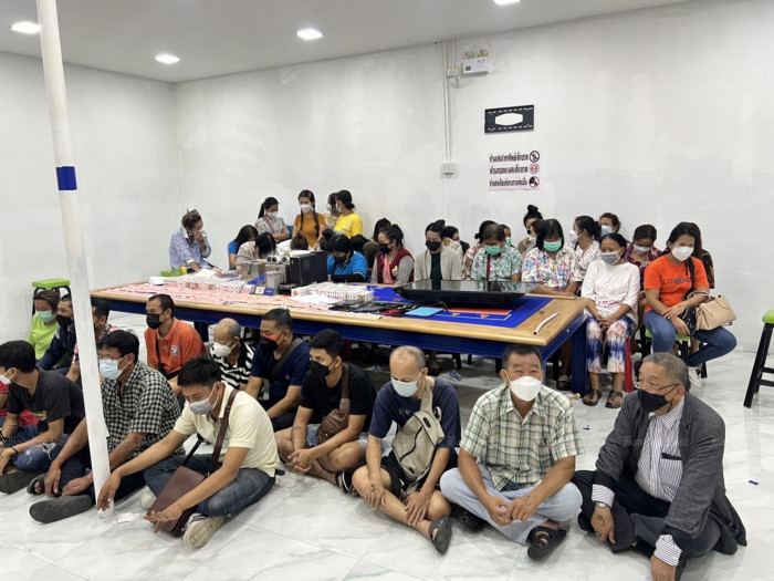 Police arrest 85 gamblers in Pathum Thani, Samut Prakan - Vimarsana News