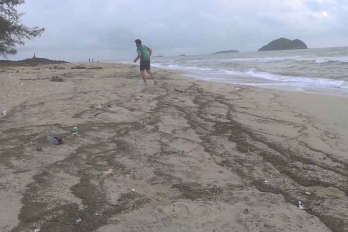 Volcanic pumice washed up on southern shore - Vimarsana News