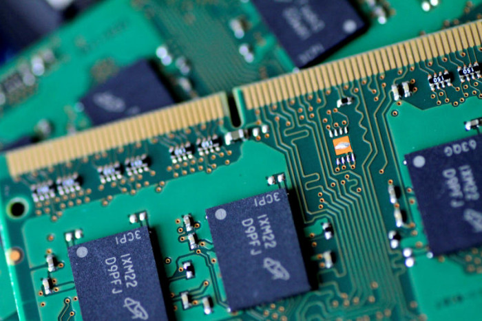 Flash chip output disrupted, warning over smartphone price hike - Vimarsana News