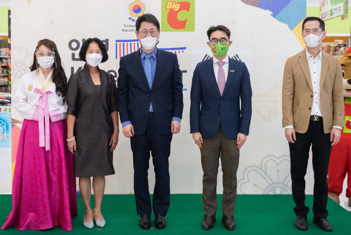 "안녕 Korean Fair" - Vimarsana News