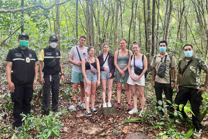 Five Germans rescued after getting lost on Koh Phangan - Vimarsana News