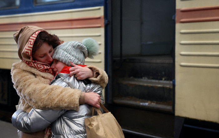 Russia declares partial ceasefire to let civilians flee - Vimarsana News