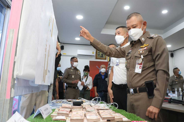 2 members of online gambling website caught - Vimarsana News