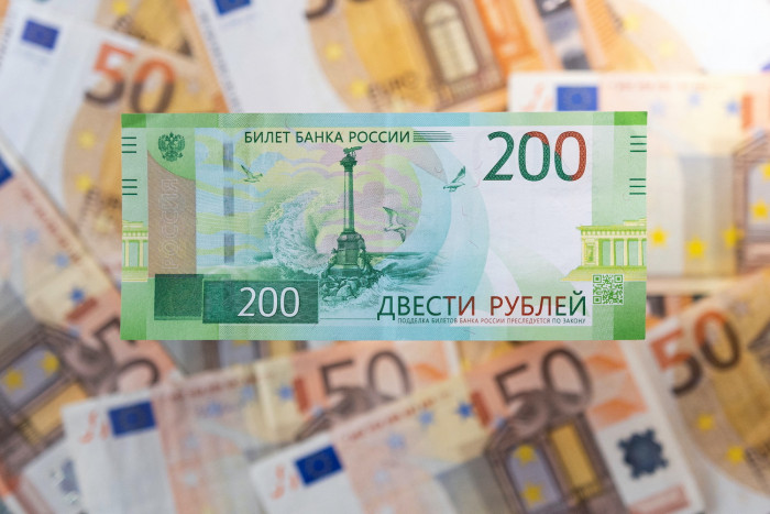 Russia delivers surprise rate cut - Vimarsana News