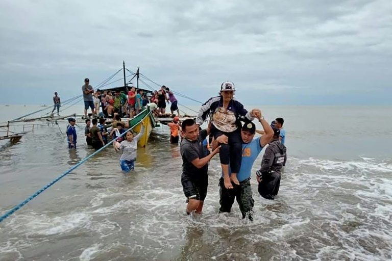 Death toll from Philippines landslides, floods rises to 58