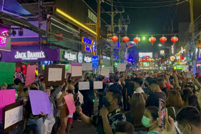 Bangkok Post - Phuket cops transferred after lawyer exposes late-night ...