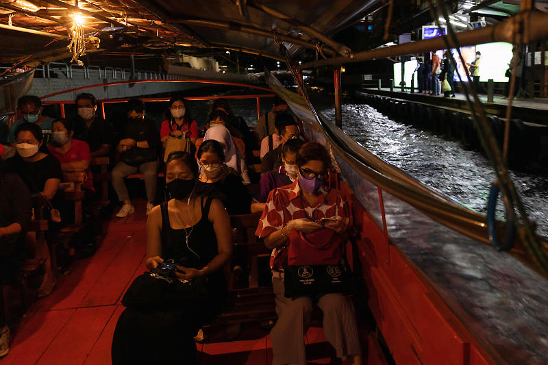 Passengers commute on a Klong Saen Saep boat on Tuesday. The operator of the boat service plans to raise fares by one baht if the diesel price goes up to 31 baht a litre. (Photo: Bloomberg)