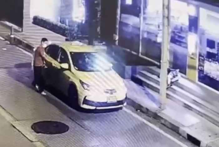 Cabbie arrested for stealing from passed out French passenger - Vimarsana News