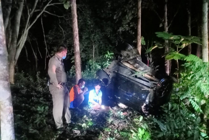 Woman killed, husband injured in road accident - Vimarsana News