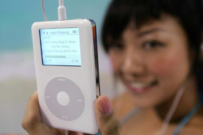 iPod RIP: How Apple's music player transformed an industry - Vimarsana News