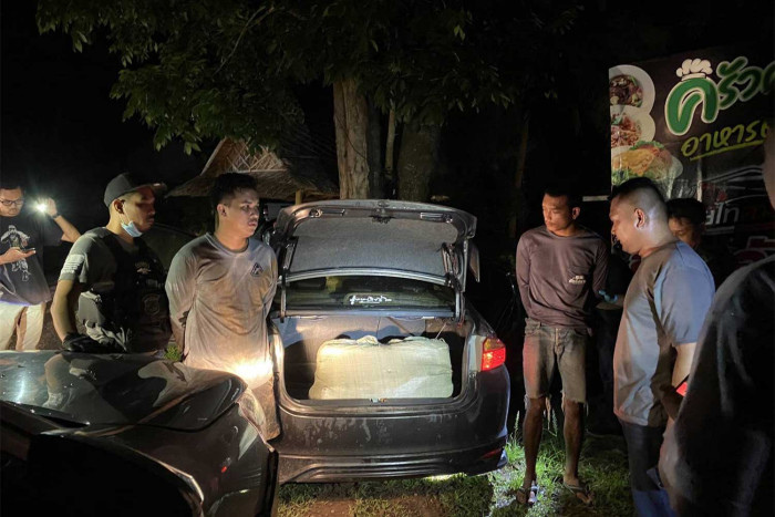 Fleeing car crashes, 2m meth pills seized - Vimarsana News