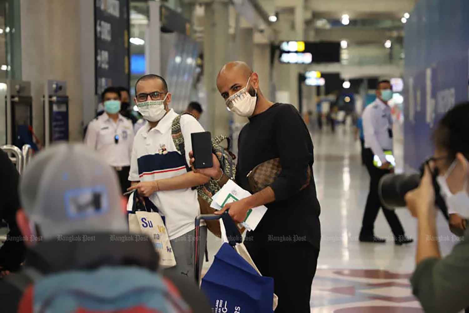 Visitors from Saudi Arabia arrive at Suvarnabhumi airport on Feb 28 as direct commercial flights resumed after a 32-year hiatus. (Photo: Varuth Hirunyatheb)