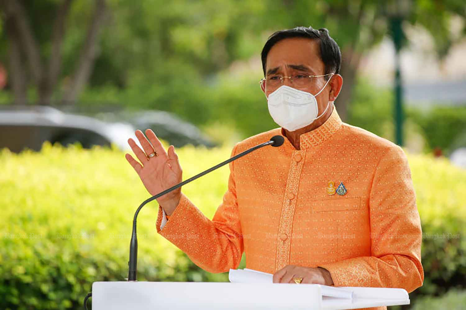 Prime Minister Prayut Chan-o-cha speaks to reporters at Government House on Tuesday. (Photo: Arnun Chonmahatrakool)