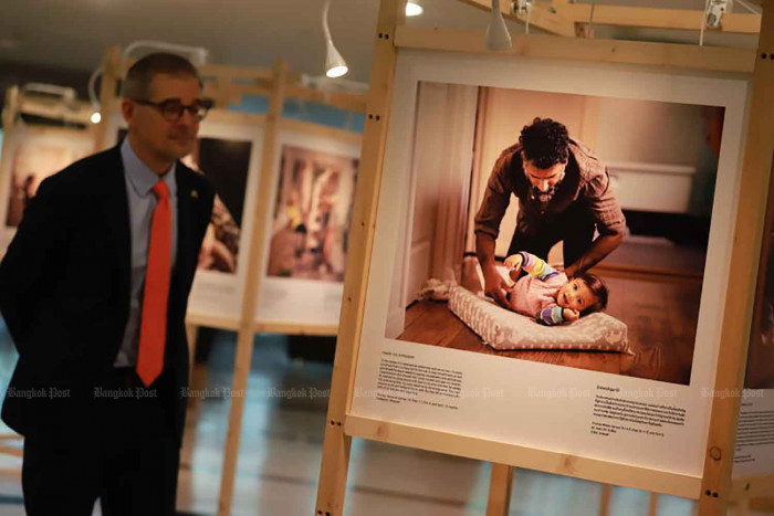 Swedes show way on paternity leave - Vimarsana News