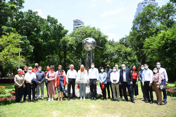 Renovation of sculpture symbolises friendship between Thailand and Switzerland on the occasion of the 90th anniversary of diplomatic relations - Vimarsana News