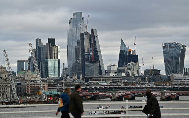 UK urged to cleanse 'stain' of dirty Russian money