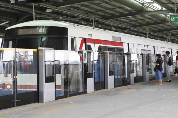 Krungthep Thanakhom ponders government intervention