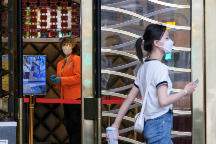 Macau closing all casinos to fight Covid - Vimarsana News